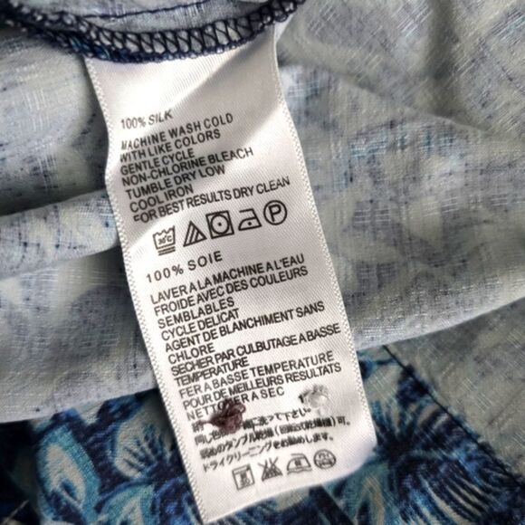 Tommy Bahama Men’s Large Silk Hawaiian Shirt Blue Tropical Floral - Picture 6 of 8